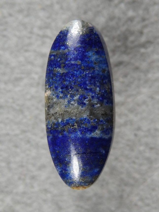 Lapis 2153 : A little ellipse made for a ring.