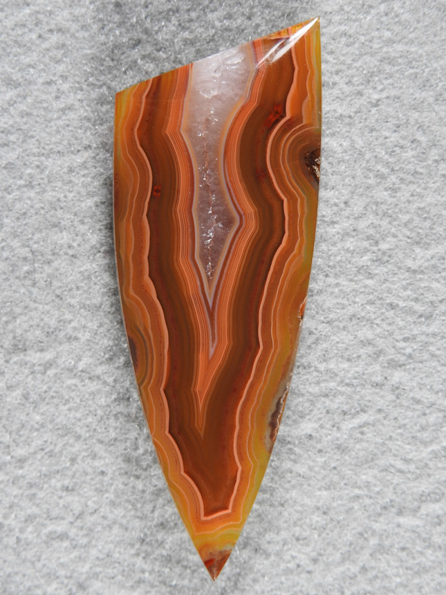 Condor Agate 632  :  Reminds me of an Acorn.  These colors are typical of Condor and also smilar to the Dryhead in the U.S.