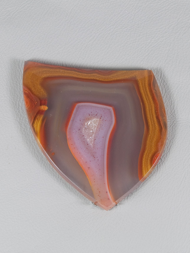 Traded Apache Flame Agate 337T  :  description
