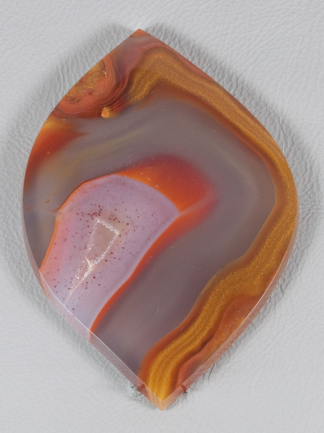 Traded Apache Flame Agate 338T  :  description
