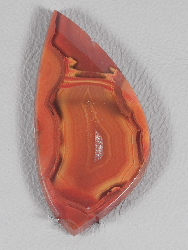 Traded Apache Flame Agate 342T  :  description