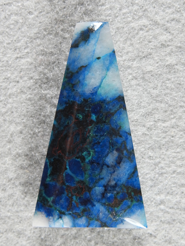 Azurite mix 538  :  Azutire Chrysocholla and Quartz mix.  Fantastic colors.  A short pendant cut.