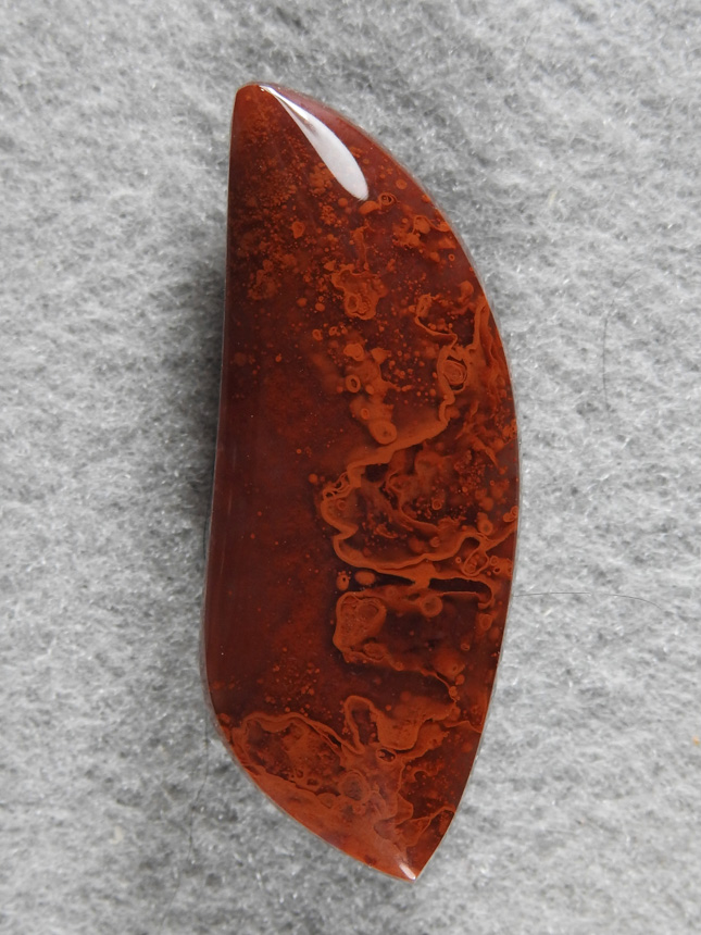 Pigeon Blood Agate 1971 : This material is so gemmy. The material takes a glass polish.  A great freeform of the red on red material.