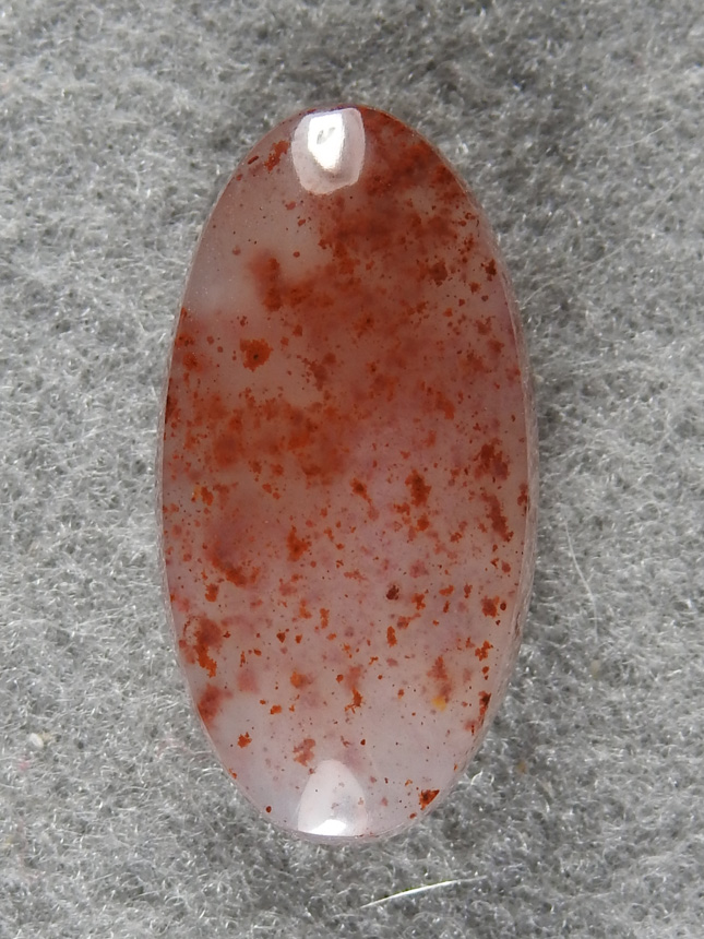 Pigeon Blood Agate 1977 : This material is so gemmy. The material takes a glass polish. Classic Pigeon material clear with spots.