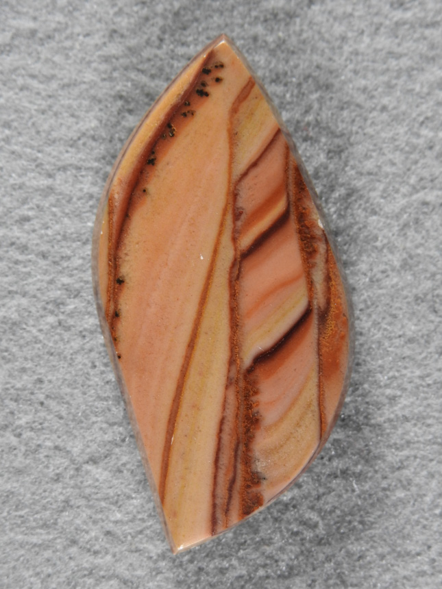 Wave Dolomite 1394 : A travertine from Mexico this material is fun to cut.