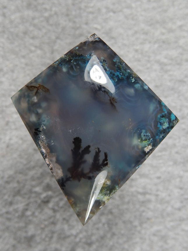 Chrysocolla plume agate 611  :   Turquoise Plumes with Black dendritic plumes.  Looks like a small aquarium.