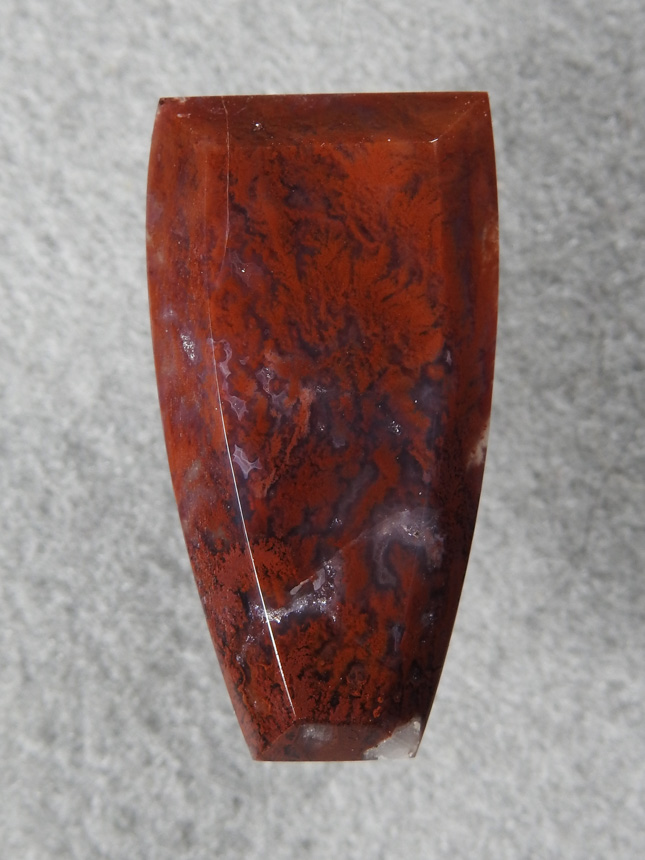Coronary Plume Agate 651  :  A nice cut with dark to light Red Plumes and a Blue Agate backgound.