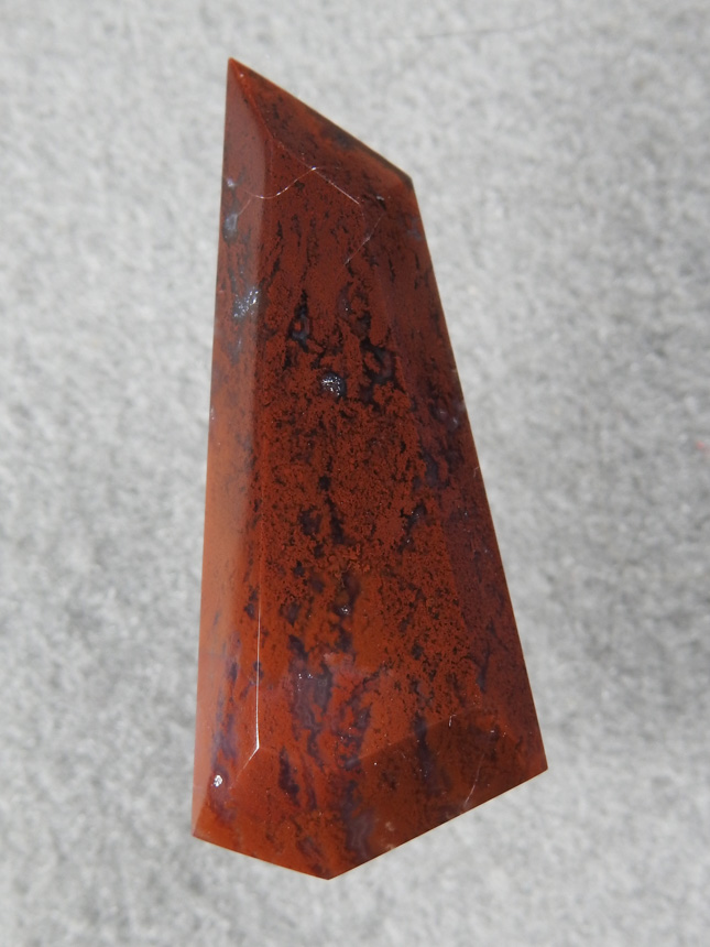 Coronary Plume Agate 652  :  A dark Drop cut with Dark Red Plumes, not as sharply defined as the other stones.
