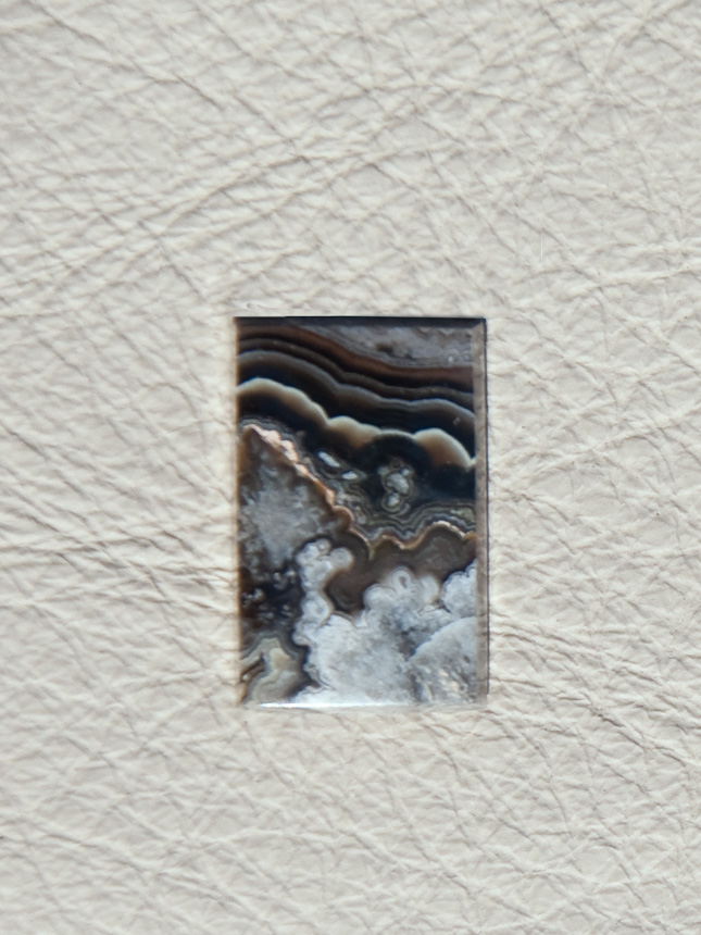 Traded Crazy Lace Agate 1303T  :  description