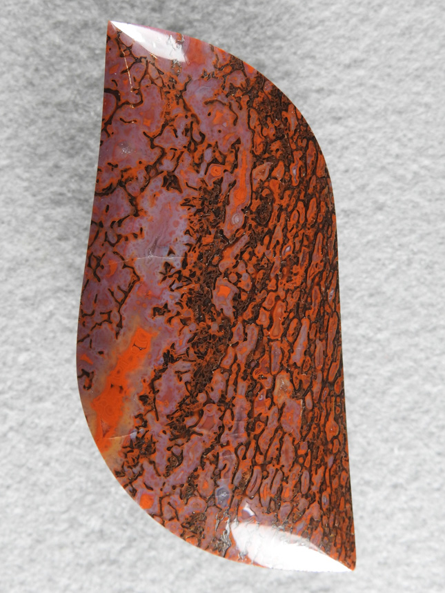 Dino Bone 380  : Wow, Purple, Red and Black! A sweet form and super polish with gemmy bone.