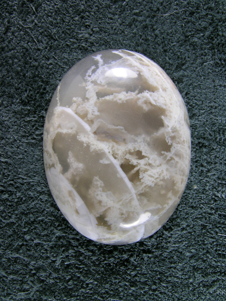 Horse Canyon Agate 757  :  A clear Agate with White Moss running throughout and one nice solid Opal band running across.