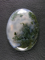 Horse Canyon Moss Agate 730  :  Dark Green Moss floating in a beautiful Milky Agate.