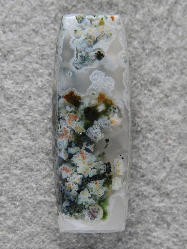 Horse Canyon Plume Agate 1783 : A slendar bar of Horse Canyon Plume where the pliume hides inside White cloud like inclusions in the Agate.