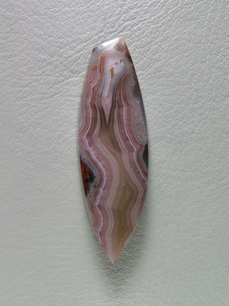 Traded Laguna Agate 118T  :  Another small fragment of a broken slab that now has new life waiting for a pendant.