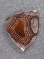 Traded Laguna Agate 76T  :  description