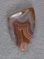 Traded Laguna Agate 85T  :  description