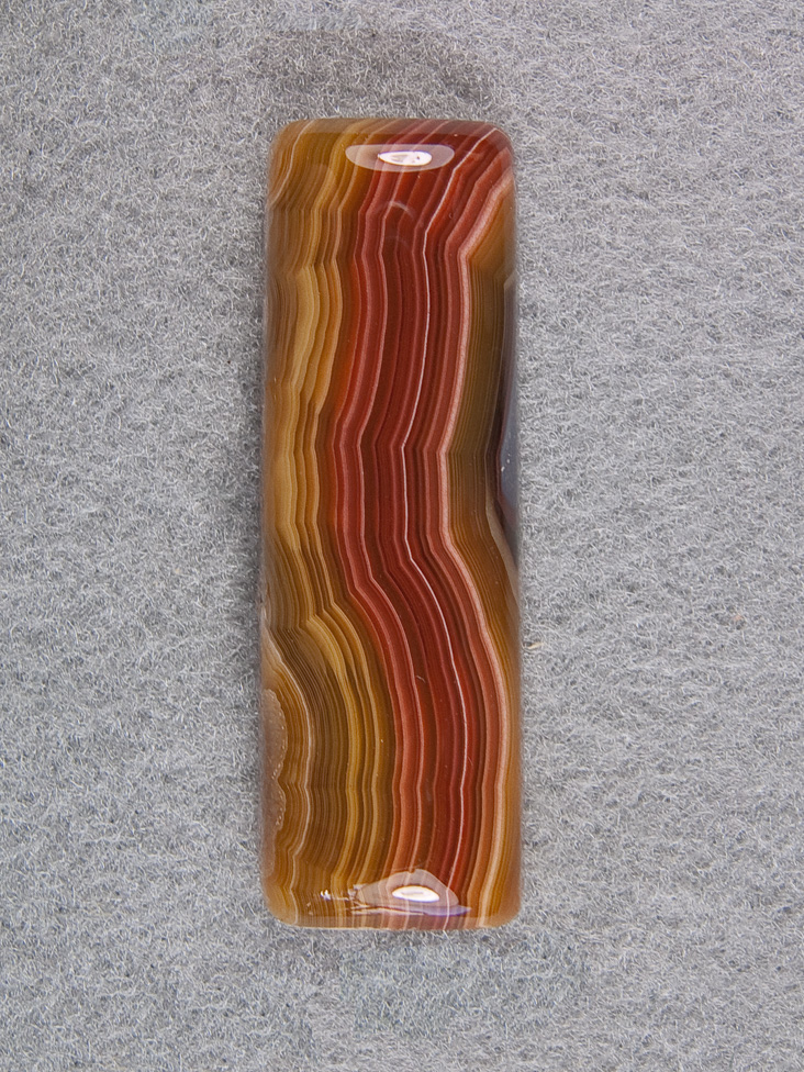 Traded Laguna Agate 132T  :  description