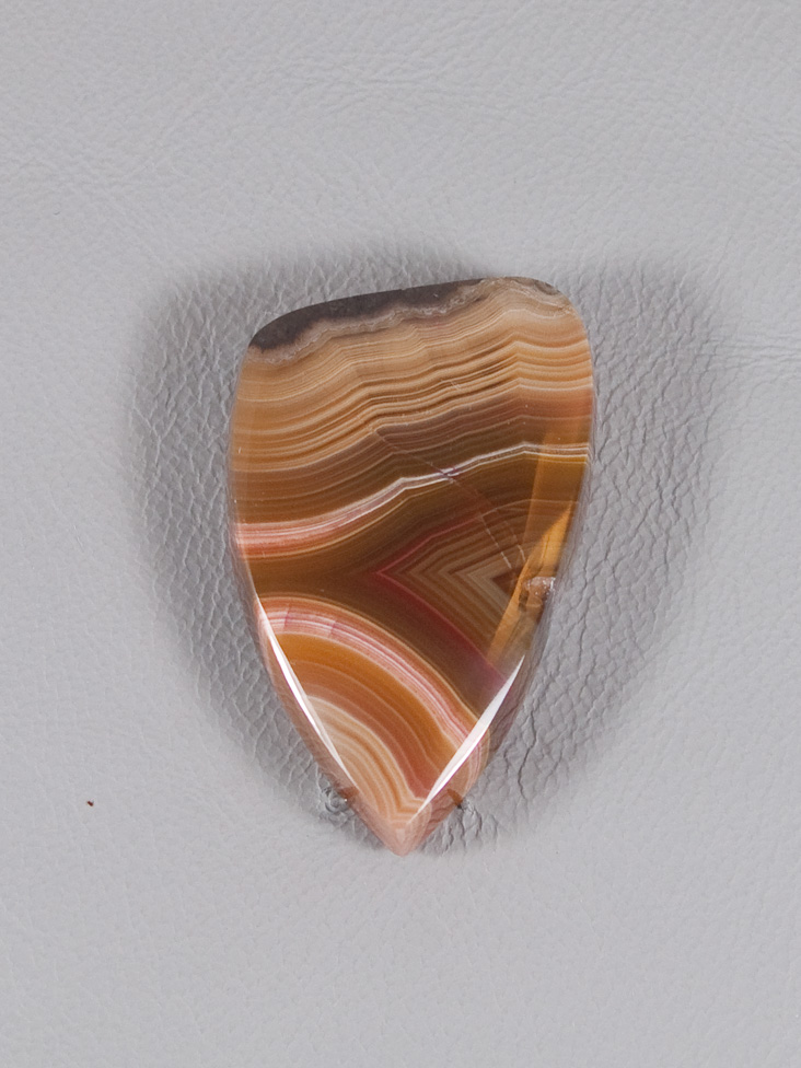 Traded Laguna Agate 351T  :  description