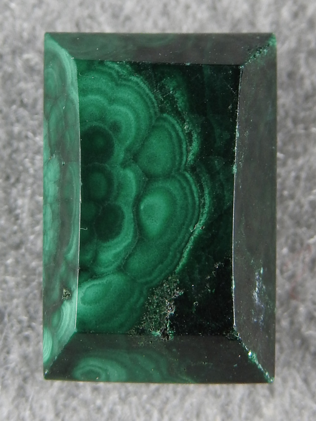 Malachite 2111 : A dark gemmy piece from the top edge of the Malachite plumes. A small ring stone or accent stone.
