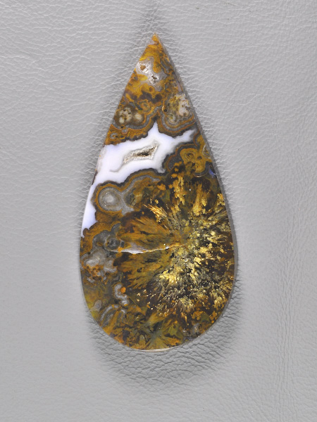 Traded Mexican Sagenite Agate 1442T
