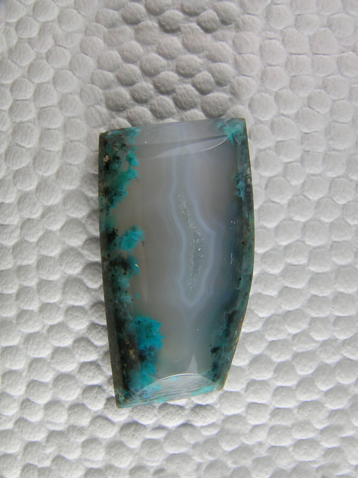 Chrysocholla plume agate 610  :   A small druzy center With those beautiful Turquoise colors coming in from the sides.