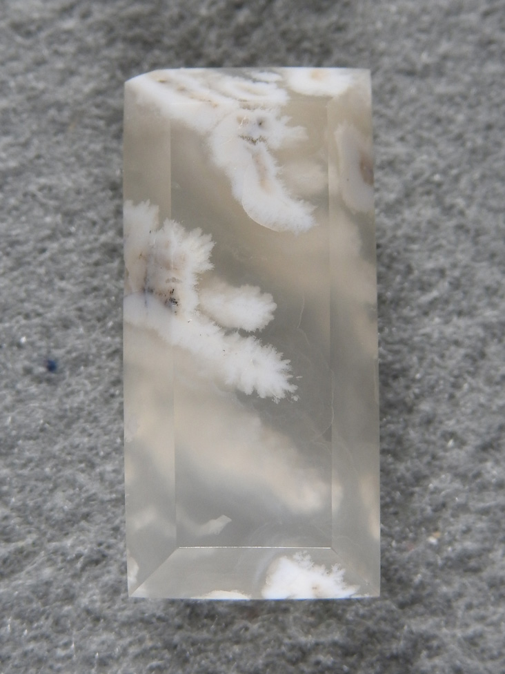 Icicle Agate 1677 : An icile Plume bar with no backing. The agate is so nice to cut.