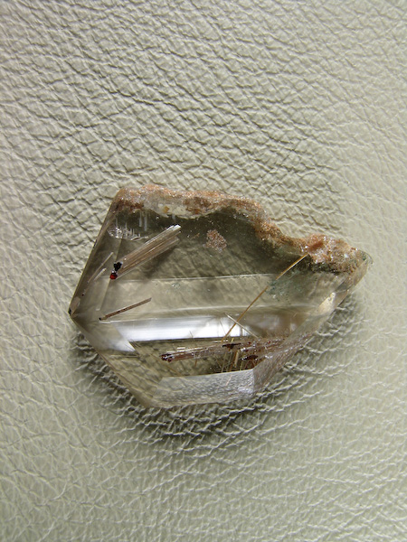 Rutilated Quartz 1038