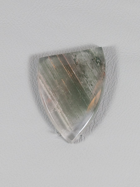 Traded Rutilated Quartz 1086T  :  description