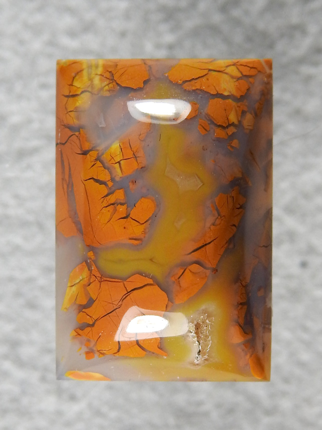 Stone Canyon Jasper 1075 : Gemmy little beauty with the Yellow Agate veins.