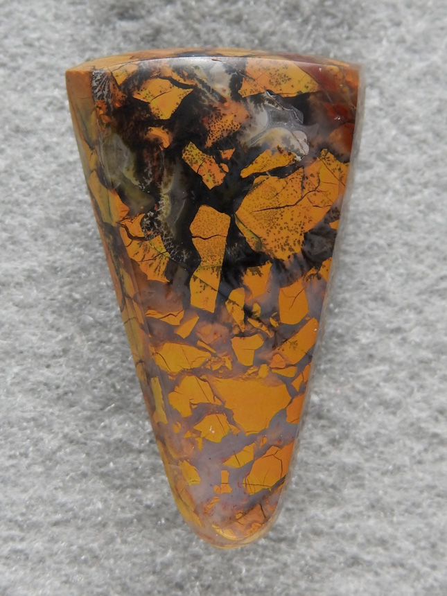 Stone Canyon Jasper 1995 : Beautiful Stone Canyon Jasper is so gemmy and cuts like a dream. Some of the harder to come by black.
