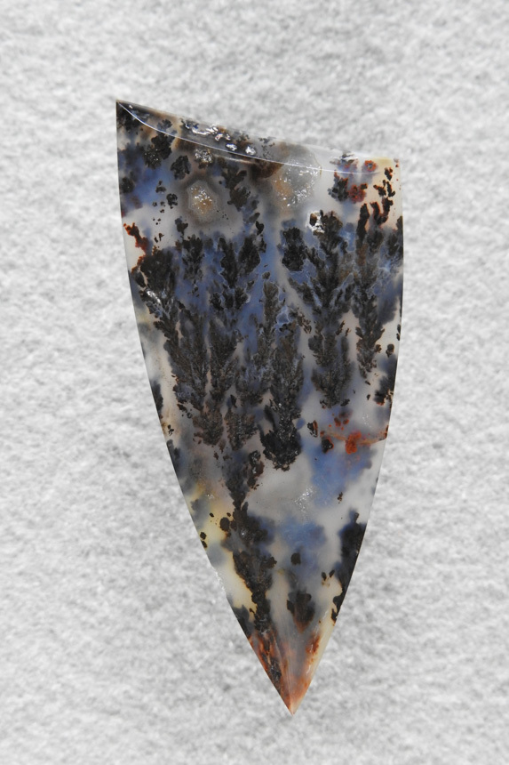 Walker Ranch Plume 1890 : A large cab of Black in clear. Surprisingly it is more common to have too much plume making them had to see.